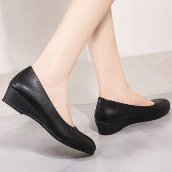 爱步蝶女士船鞋坡跟春秋夏季单皮鞋夏工作鞋圆头女单鞋低跟浅口橡胶底