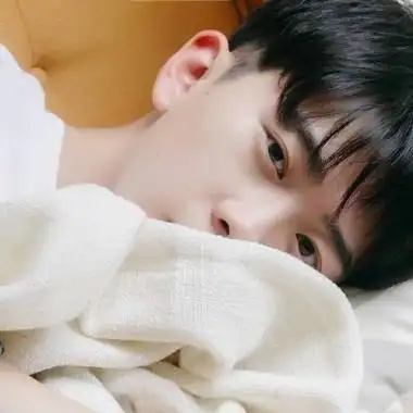 男生头像清新阳光帅气