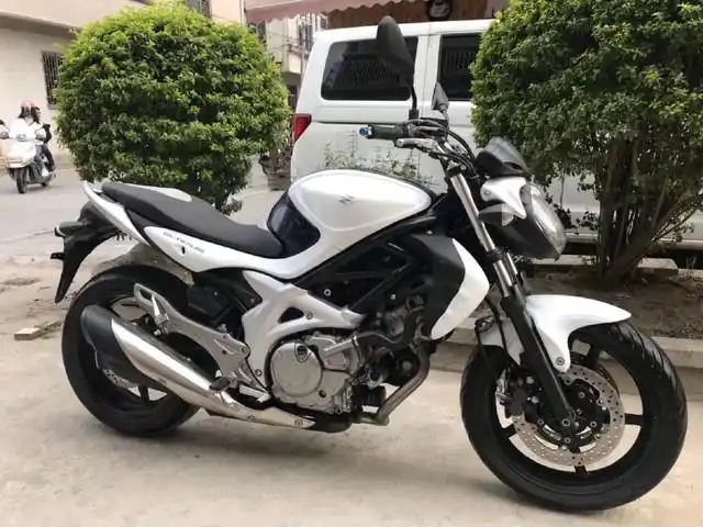 铃木400cc摩托车!