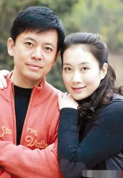 她被称"烂片女王",出道多年不火,为拍戏吃药,今42岁仍单身