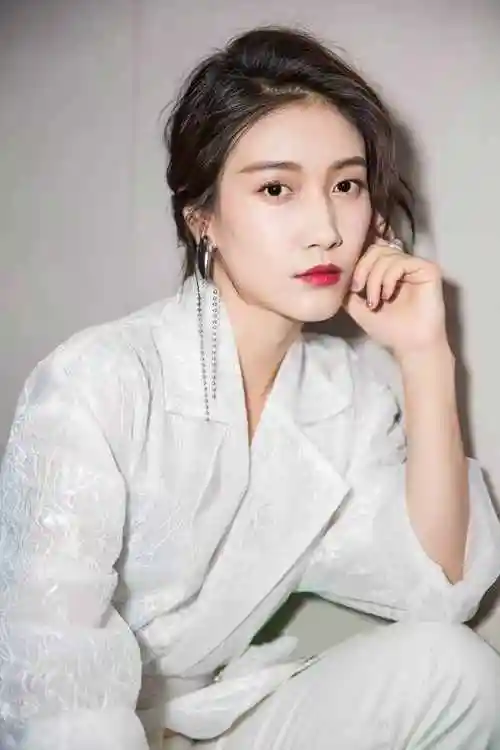 1990年5月30日出生于北京市,中国内地影视女演员,毕业于北京电影学院