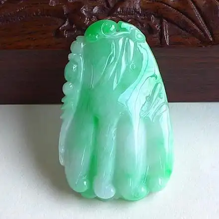 天然a货冰糯种飘绿翡翠佛手吊坠 15.31g