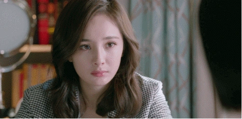 85花女星口碑大分化,刘亦菲稳榜首,唐嫣逆袭成功,杨幂意外遇冷