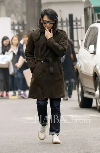 最新韩国男明星街拍:型男"装"帅随性利落最重要