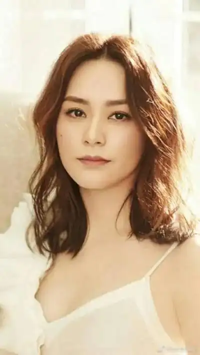 阿娇(钟欣桐)写真集_网易订阅