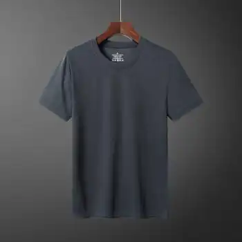 灰色衣服的优点有哪些(灰色衣服的优点)-第2张图片-潮百科