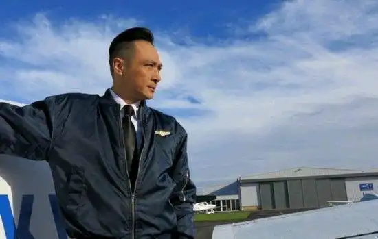 唐亦琛(《冲上云霄》中的角色)_尚可名片