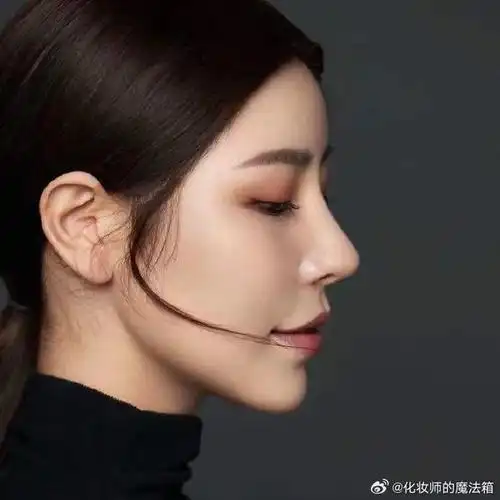 鼻型模板韩系小翘鼻这种鼻型就是非常柔和的类型