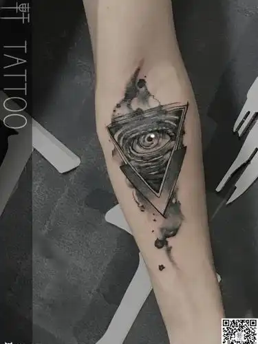 上帝之眼_纹身图案手稿图片_赫轩的纹身作品集