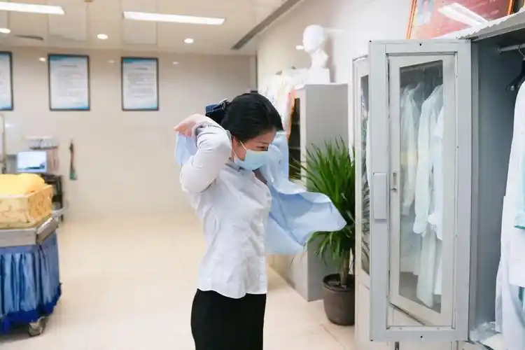 给逝者体面的告别走近八宝山殡仪馆最年轻遗体整容师