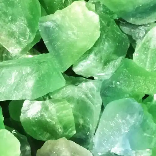 天然绿萤石原石 原矿物绿色晶体 熏香扩香石批发