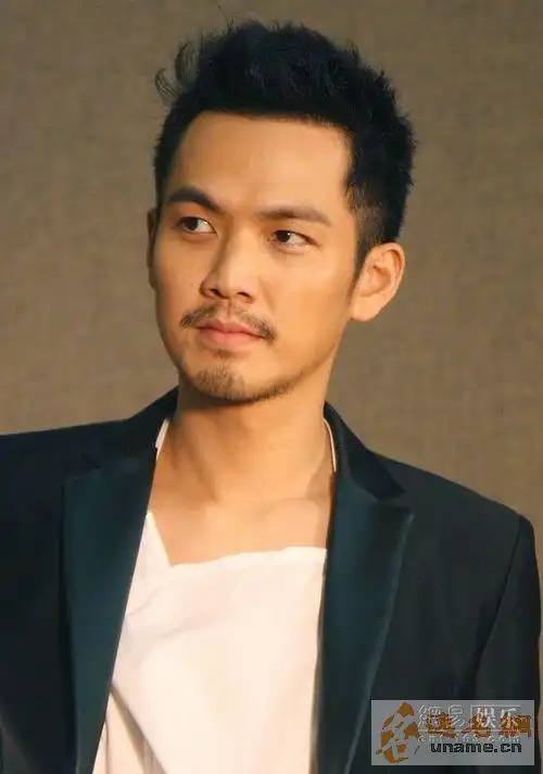 逸名网名人大全:钟汉良的照片,钟汉良的图像资料,钟汉良的相片.