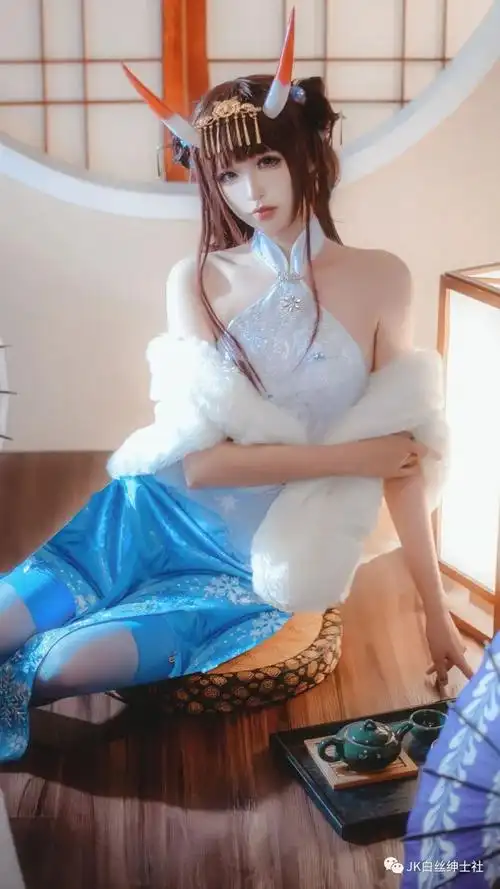 cos碧蓝航线能代海蓝色旗袍cos正片工藤新伍