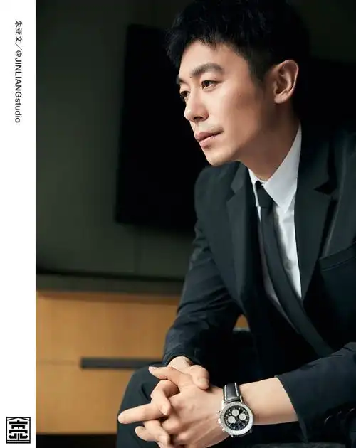 朱亚文超话#jlstudio明星#朱亚文超话电影《悬崖之上》北京首映礼97