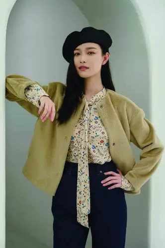 优衣库全球品牌代言人井柏然和倪妮,亲身演绎优衣库2020秋冬"明日