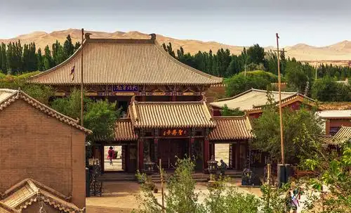 中国西部建筑艺术博物馆——敦煌古城