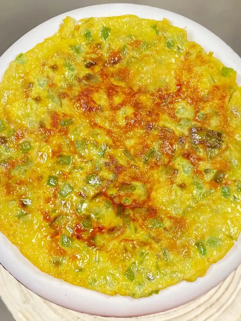 5分钟就能做好的家常菜,巨下饭的青椒煎蛋