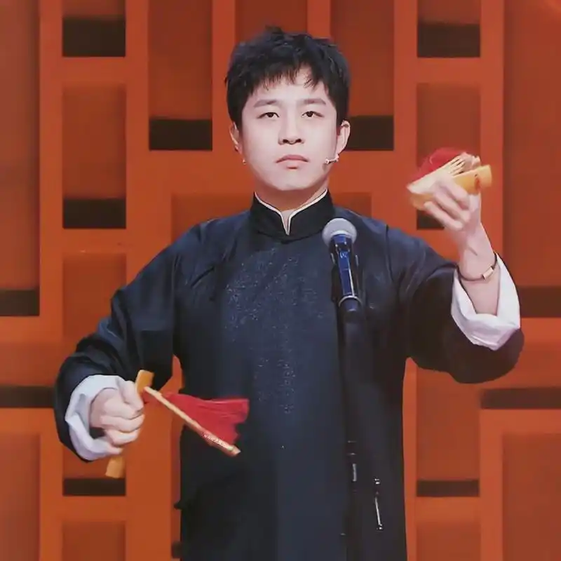 张九龄.衣袖一挽 快板一打 翩翩少年@德云社张九龄   #张 - 抖音