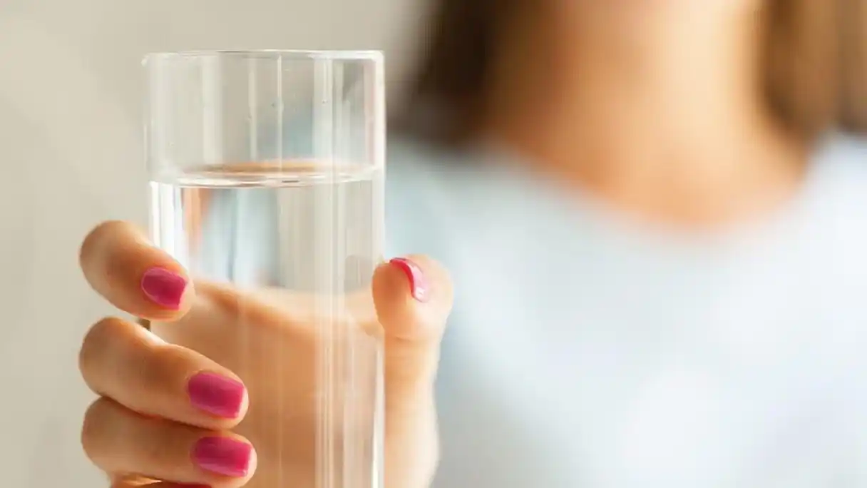 肾脏不好的人,每天喝多少水?