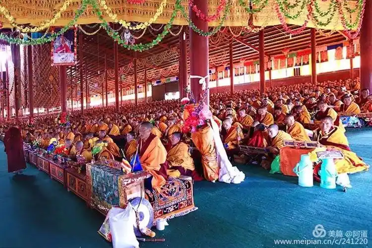 亚青寺—佛教的女儿国(川西高原行之三)