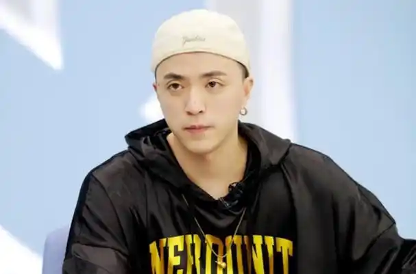 张语格宋昕冉合作舞台无人选择,jonyj一定要背这个锅吗?