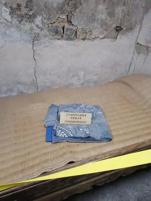 "半条被子"军民情 红色经典育后人 - 美篇