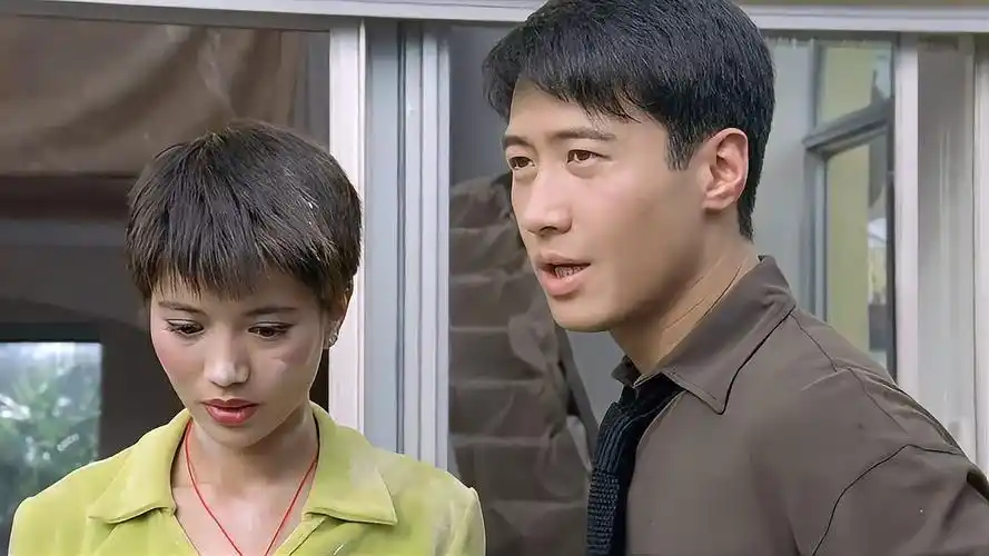 赌神3:黎明也太帅了,小丫头遇见他,脸瞬间红了!