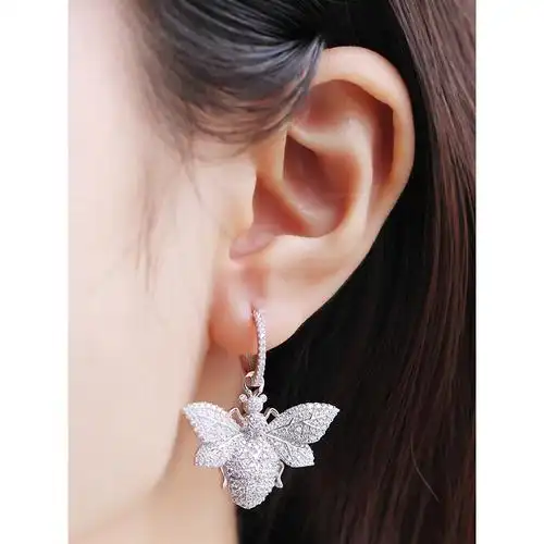 apmmonaco不对称黄蜂耳环穿孔925银耳饰气质时尚镶晶钻银耳坠女士甜美