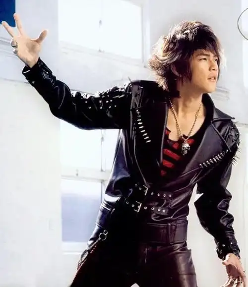 求图片终极一家鬼龙的照片