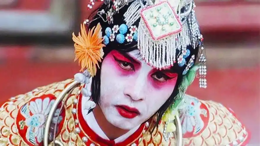 "华语电影真正的巅峰,评分9.6的《霸王别姬》,你真的看懂它了吗?