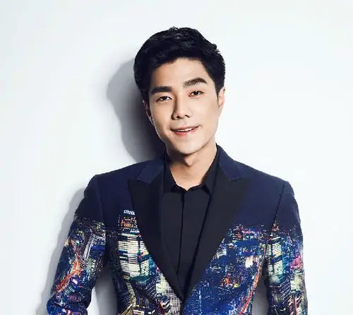 袁成杰出场费,袁成杰代言费,袁成杰商演报价,袁成杰_明星经纪_演艺吧_