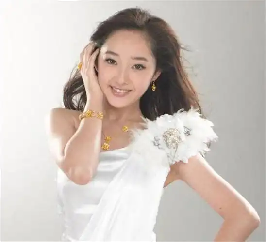 曾经的林妹妹蒋梦婕,现在居然变成了周冬雨和白百合的结合体!