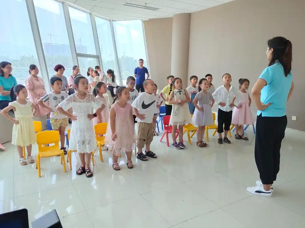 巩义市图书馆举办"妙语连珠"少儿口才暑期公益培训