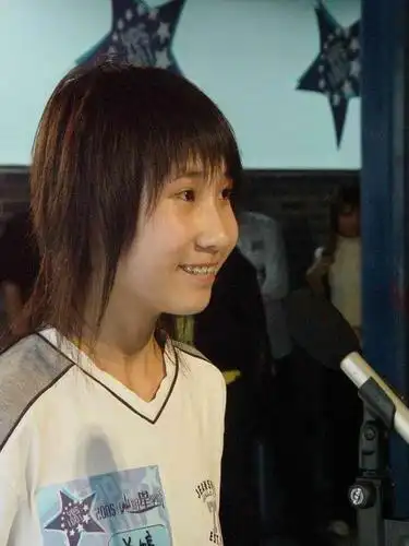 2005年明星学院招生现场(图)