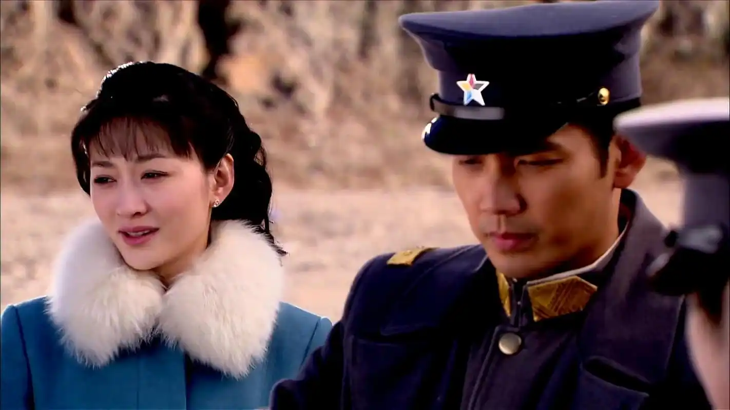 《来不及说我爱你》精彩片段,慕容沣和尹静琬的爱恋,太虐心