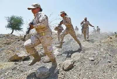 库尔德女兵接受训练