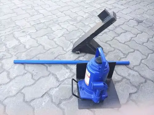 集装箱分公司中控室五型班组积极开展小发明,小创造,小革新,小设计,小