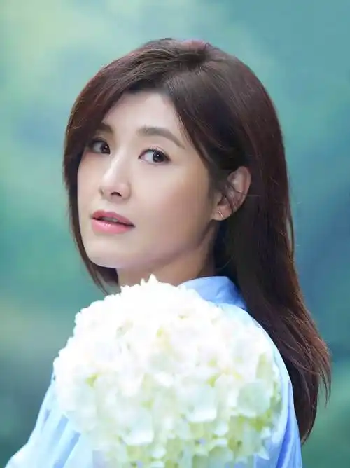 苏慧伦履行延期一年之约生命之花巡演高雄场9月3日盛开