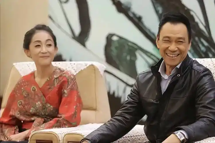 著名演员陈瑾:58岁单身无子女,与"男闺蜜"巫刚的感情让人羡慕_演艺圈