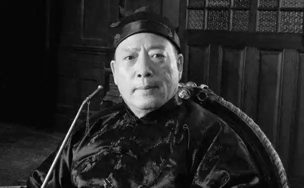 虽然杜月笙,黄金荣,张啸林在上海势力很大,但是有一个人,同样是青帮