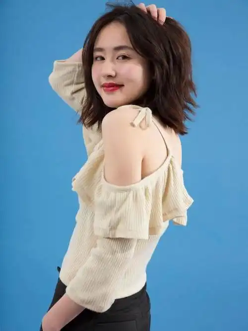 来自【侃萌萌】分享的穿衣搭配经验