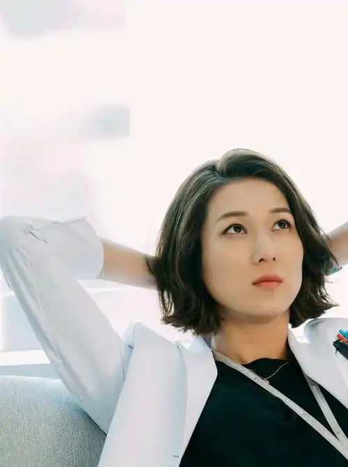 钟嘉欣的演技越来越好了