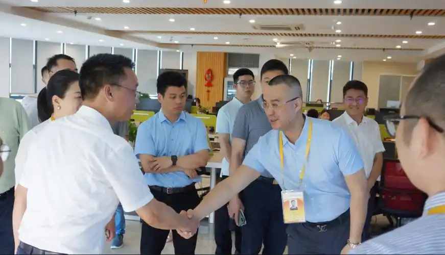 书记杨朝晖,福州市软件园管委会副主任李程等莅临中富通集团指导工作