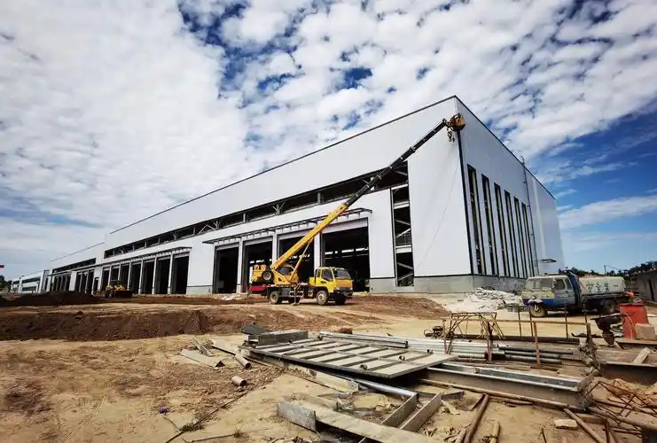 西峰工业集中区标准化厂房建设项目施工现场