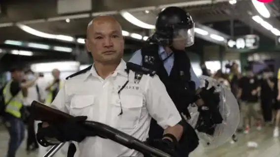 英国称暂停为香港警队提供培训,专家:对港警几乎无影响
