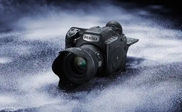 理光正式发布宾得645z中画幅单反