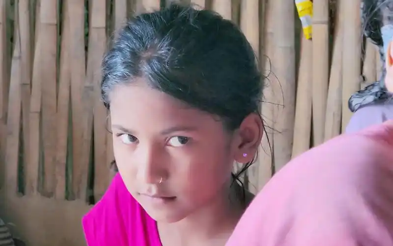 小姜在尼泊尔媳妇阿优莎亲戚家喝酒了!可把布米甘气坏了!