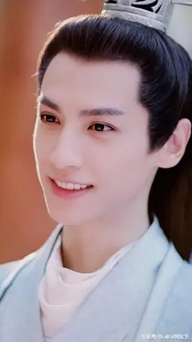 古装美男罗云熙简直让人挪不开眼