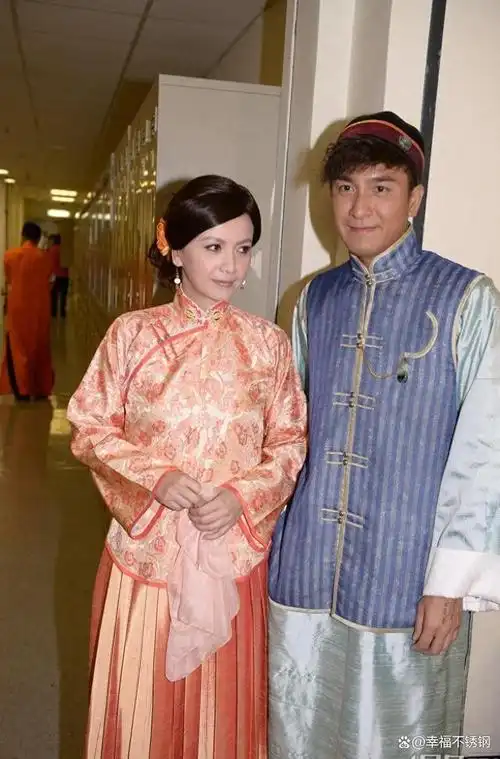 58岁的曾华倩和前夫林肇基有一个儿子,名叫林浩贤(martin).