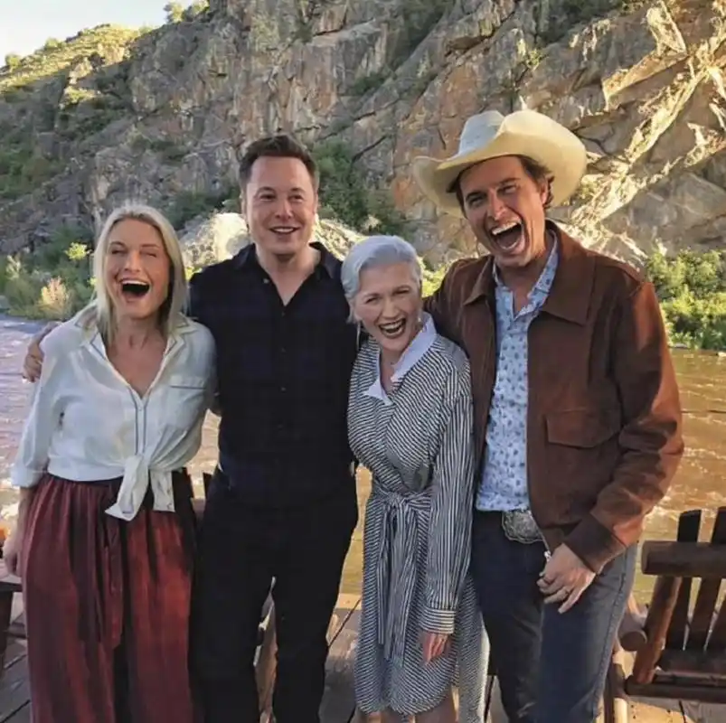 马斯克的妹妹托斯卡是一位成功的影音串流平台老板和制片人,她日前